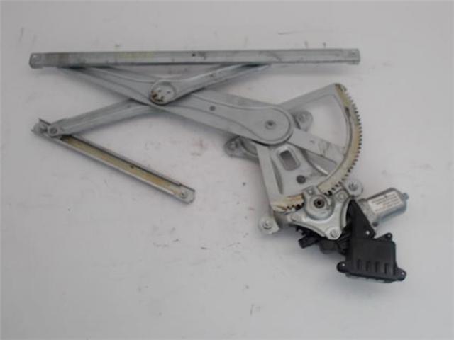 Mechanizm podnoszenia szyby drzwi przednich prawych 698100F010 TOYOTA