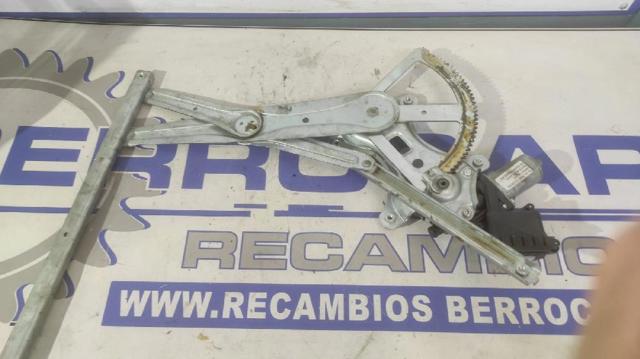 Mechanizm podnoszenia szyby drzwi przednich prawych 698100F010 TOYOTA