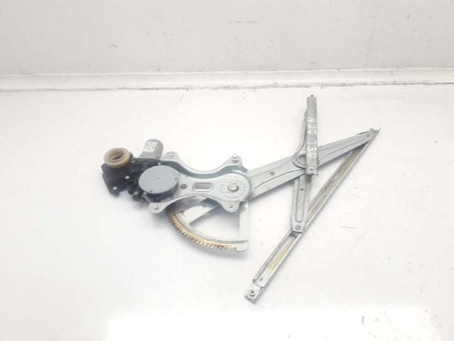 Mechanizm podnoszenia szyby drzwi przednich prawych 698100F010 TOYOTA