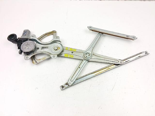 Mechanizm podnoszenia szyby drzwi przednich prawych 698100K041 TOYOTA