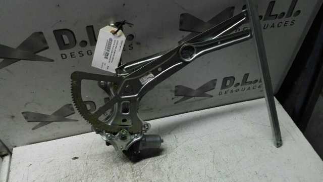 Mechanizm podnoszenia szyby drzwi przednich prawych 698100K041 TOYOTA