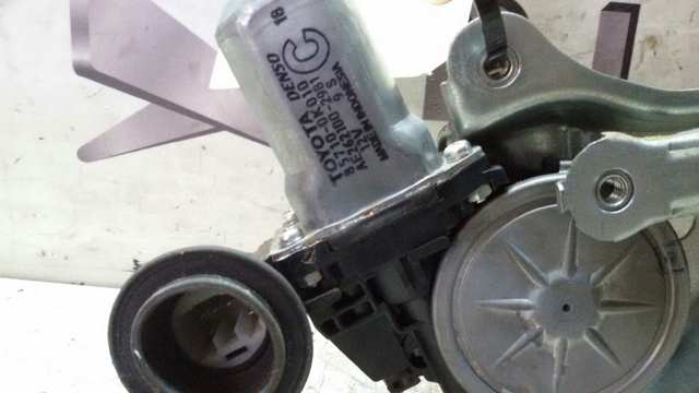 Mechanizm podnoszenia szyby drzwi przednich prawych 698100K041 TOYOTA