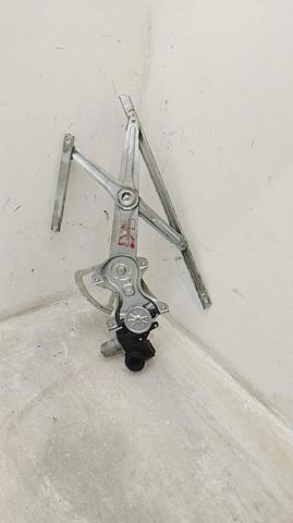 Mechanizm podnoszenia szyby drzwi przednich prawych 69810F4010 TOYOTA