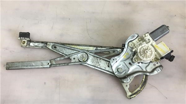 Mechanizm podnoszenia szyby drzwi przednich lewych 6982002130 TOYOTA