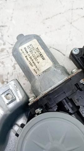 Mechanizm podnoszenia szyby drzwi przednich lewych 6982002330 TOYOTA