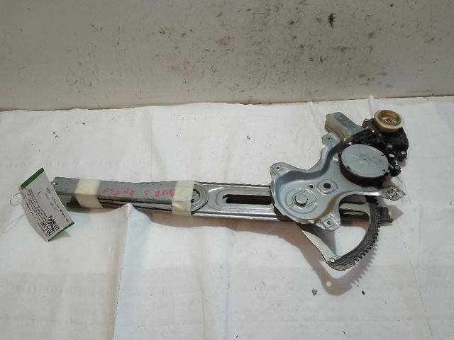 Mechanizm podnoszenia szyby drzwi przednich lewych 6982002330 TOYOTA
