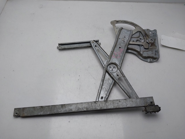 Mechanizm podnoszenia szyby drzwi przednich lewych 6982005050 TOYOTA