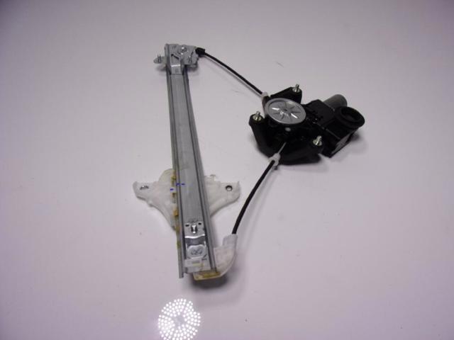 Mechanizm podnoszenia szyby drzwi przednich lewych do Toyota Yaris MXP