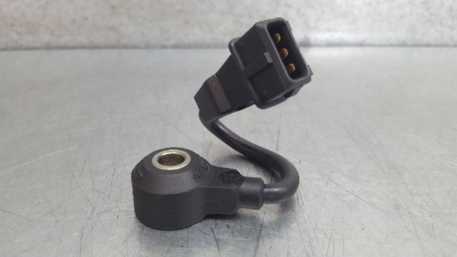 Czujnik stukowy (czujnik spalania stukowego) 6A905377 VAG