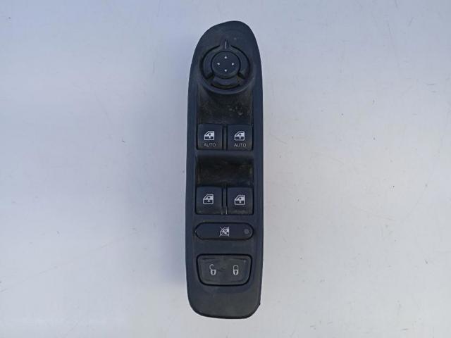 6BZ27LXHAA Chrysler