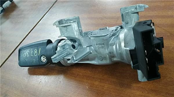 Kostka stacyjki zapłonowej 6C0905865 VAG