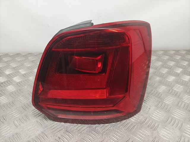 Lampa zespolona tylna prawa 6C0945096F VAG