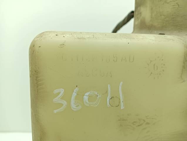 Zbiorniczek spryskiwacza szyb 6C1113K185AD Ford