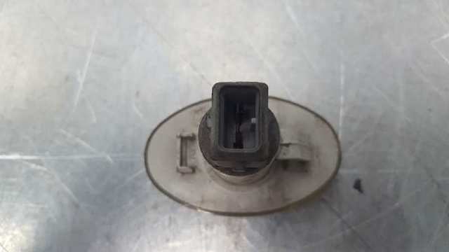 Powtarzacz kierunkowskazu na błotniku Ford Orion 3 GAL