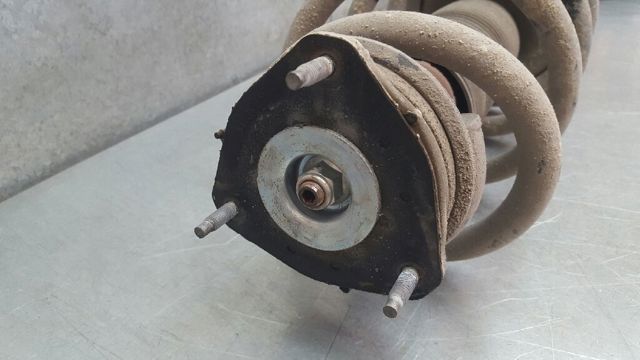 Amortyzator przedni 6C1118045GE FORD
