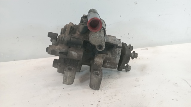 Pompa wspomagania hydraulicznego kierownicy 6C113A674AA FORD