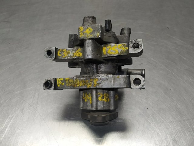Pompa wspomagania hydraulicznego kierownicy 6C113A674AA FORD