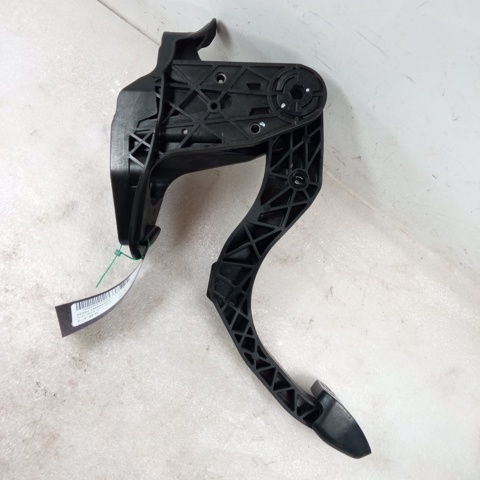 Pedał sprzęgła 6C1721059M VAG