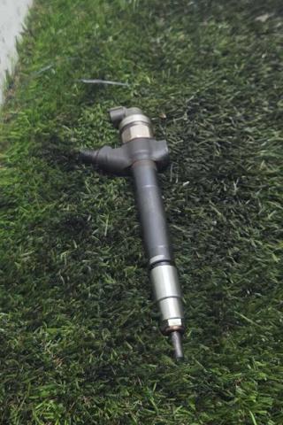 Wtryskiwacz paliwa 6C1Q9K546AC PEUGEOT