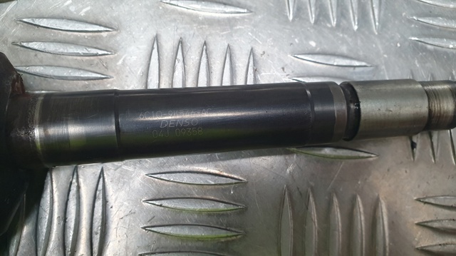 Wtryskiwacz paliwa 6C1Q9K546AC PEUGEOT