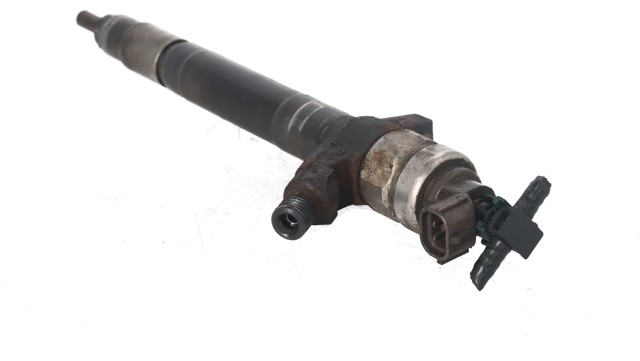 Wtryskiwacz paliwa 6C1Q9K546AC PEUGEOT