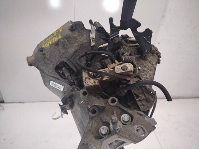 Mechaniczna skrzynia biegów w komplecie 6C1R7002AB FORD
