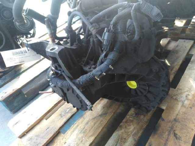 Mechaniczna skrzynia biegów w komplecie 6C1R7002AB FORD