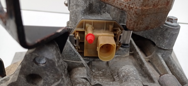 Mechaniczna skrzynia biegów w komplecie 6C1R7002DC FORD
