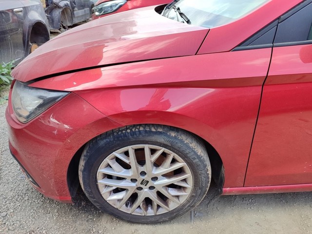 Błotnik przedni lewy 6F0821105B VAG