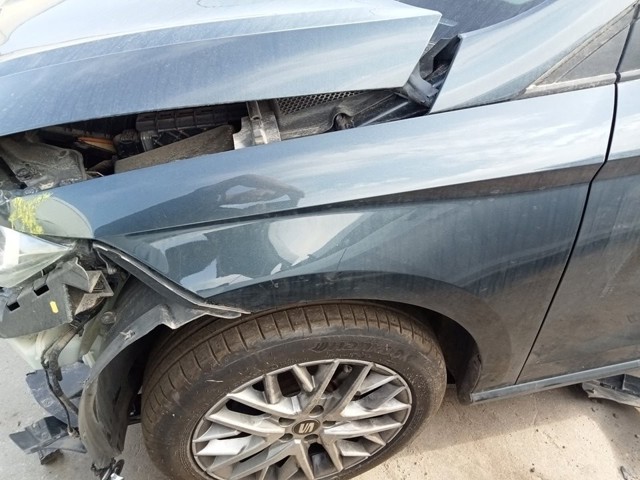 Błotnik przedni lewy 6F0821105B VAG