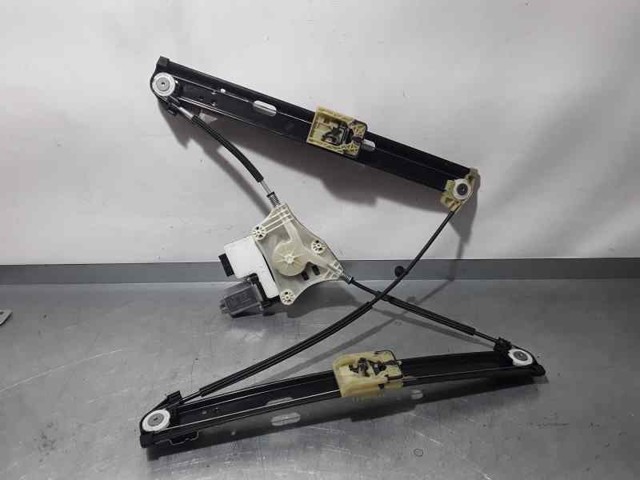 Mechanizm podnoszenia szyby drzwi przednich lewych 6F0837461 VAG