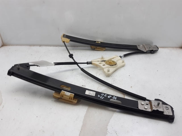 Mechanizm podnoszenia szyby drzwi przednich lewych 6F0837461 VAG