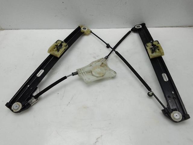 Mechanizm podnoszenia szyby drzwi przednich lewych 6F0837461A VAG