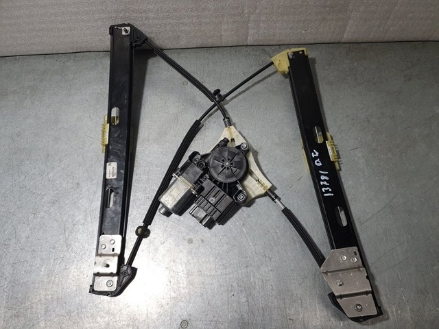 Mechanizm podnoszenia szyby drzwi przednich lewych 6F0837461A VAG
