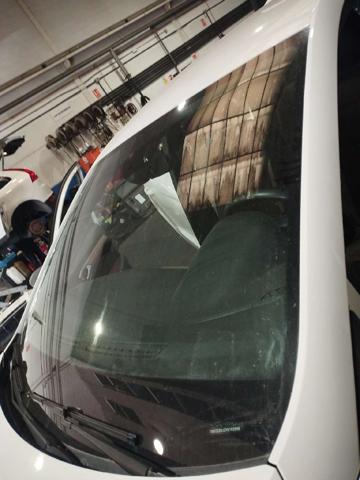 Szyba przednia Seat Ibiza 5 KJ1, KJG