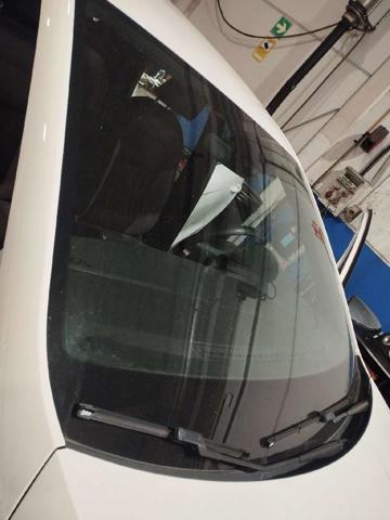 Szyba przednia Seat Ibiza 5 KJ1, KJG