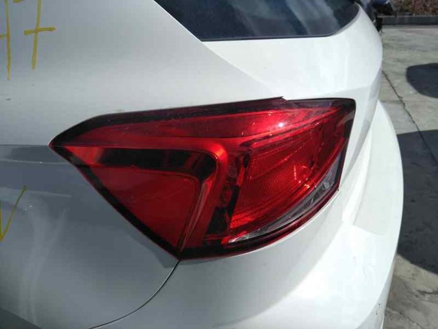 Lampa zespolona tylna lewa 6F0945095H VAG