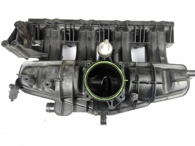 Kolektor ssący Audi A4 8H7