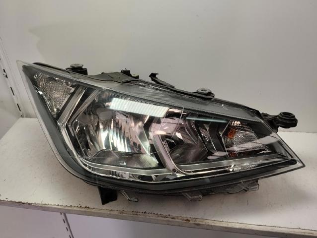 Reflektor prawy Seat Ibiza 5 KJ1, KJG