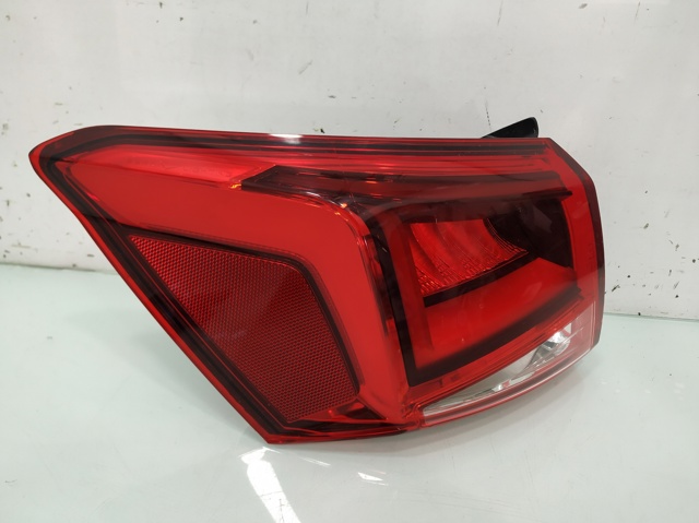 Lampa zespolona tylna lewa zewnętrzna 6F9945207B VAG/Seat