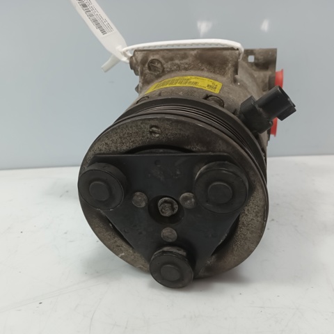 Sprężarka klimatyzacji 6G9119D629DB FORD