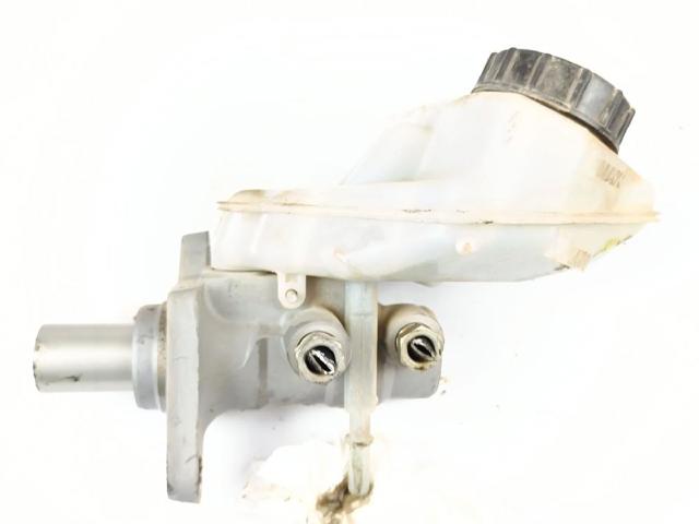 Główny cylinder hamulców 6G912140EC LAND ROVER