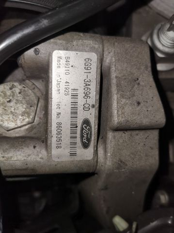 Pompa wspomagania hydraulicznego kierownicy 6G913A696CD FORD
