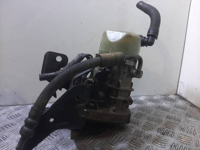 Pompa wspomagania hydraulicznego kierownicy 6G913K514AH FORD