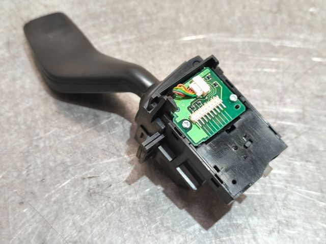 Przełącznik zespolony lewy 6G9T13335BH FORD