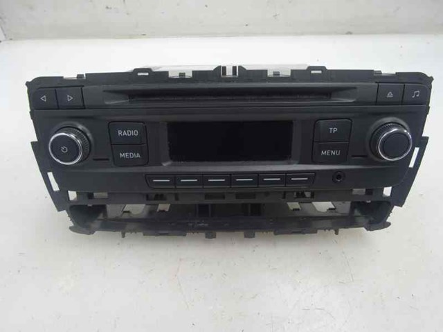 Radioodtwarzacz (radio AM/FM) 6J0035156 VAG
