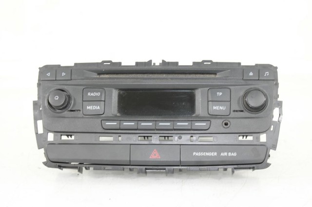 Radioodtwarzacz (radio AM/FM) 6J0035156 VAG