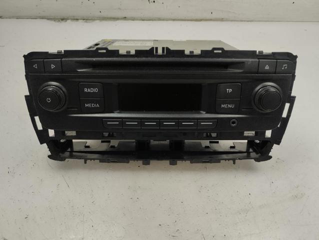 Radioodtwarzacz (radio AM/FM) 6J0035156AZT VAG