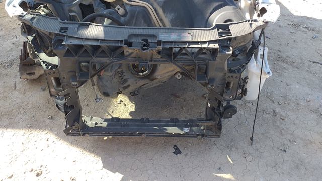 Osłona chłodnicy kompletna (panel mocowania reflektorów) 6J0805588 VAG