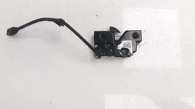 Zamek maski Volkswagen Jetta
